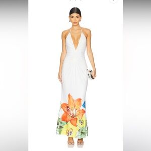 Chic White Floral Backless Maxi Dress